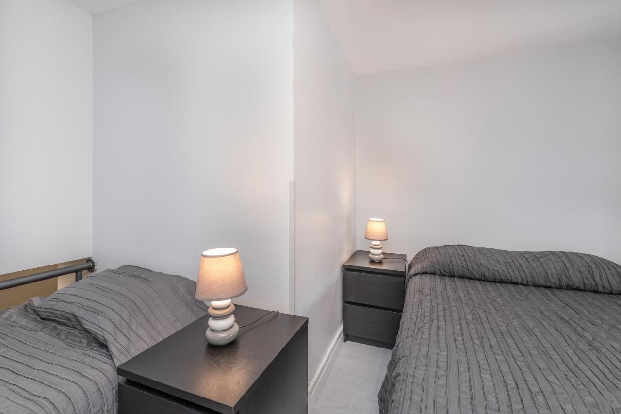 Apartamentos Lux Dinastia Lisboa Eksteriør bilde