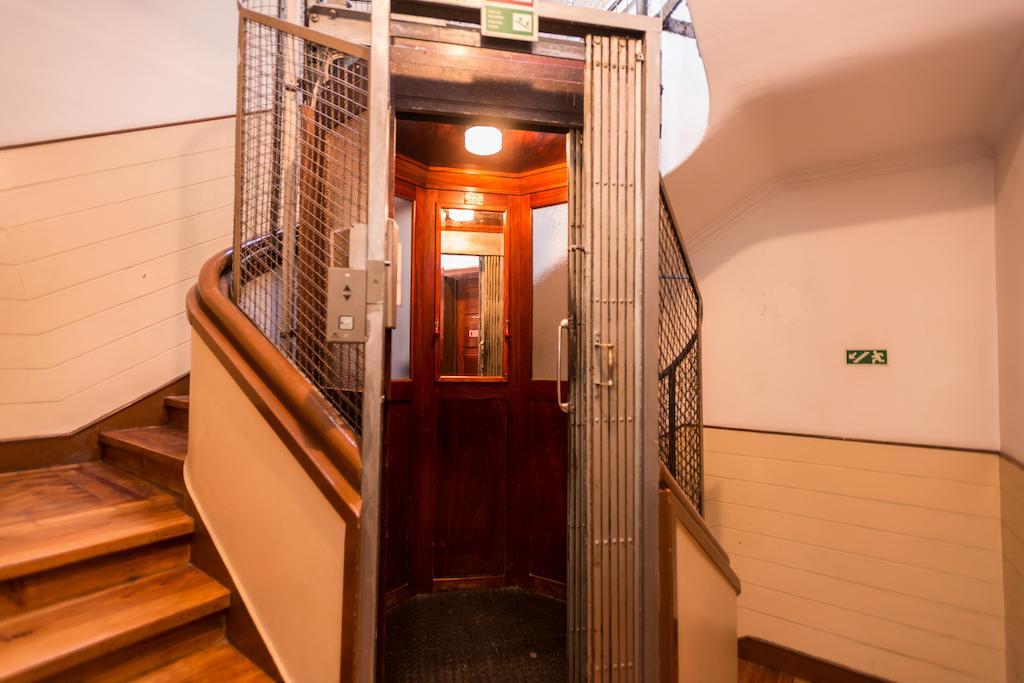 Apartamentos Lux Dinastia Lisboa Eksteriør bilde