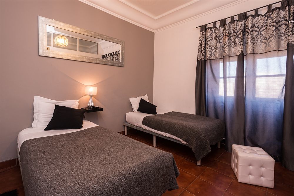 Apartamentos Lux Dinastia Lisboa Eksteriør bilde